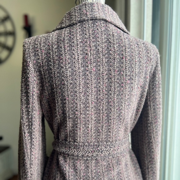 ST. John Sweater Jacket w/ Belt - Picture 4 of 5